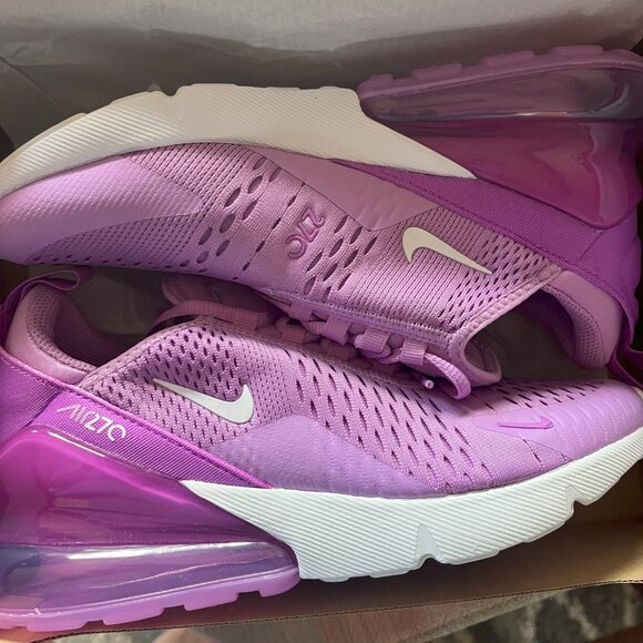 Nike Air Max 270 - Picture 2 of 4